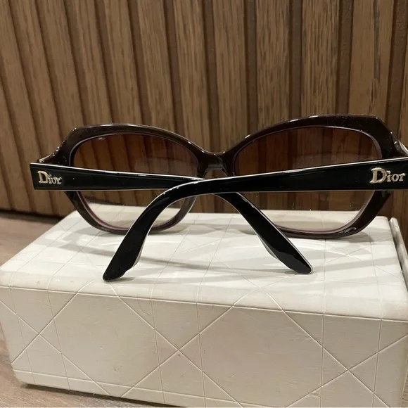 Vintage Dior Sunglasses – Bold & Timeless - Picture 5 of 12